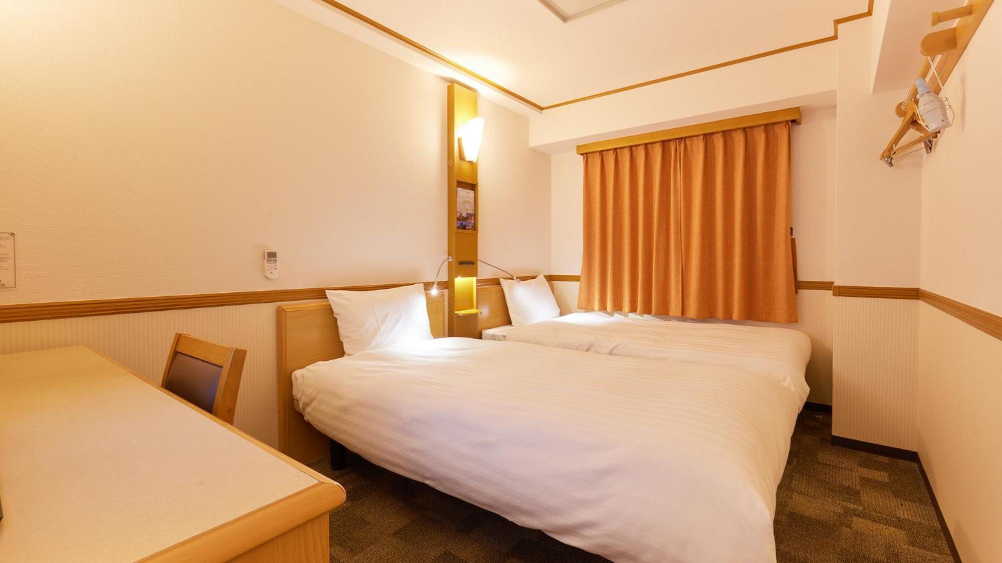 Toyoko Inn Osaka Sakai-Higashi-Eki Sakai  Room photo